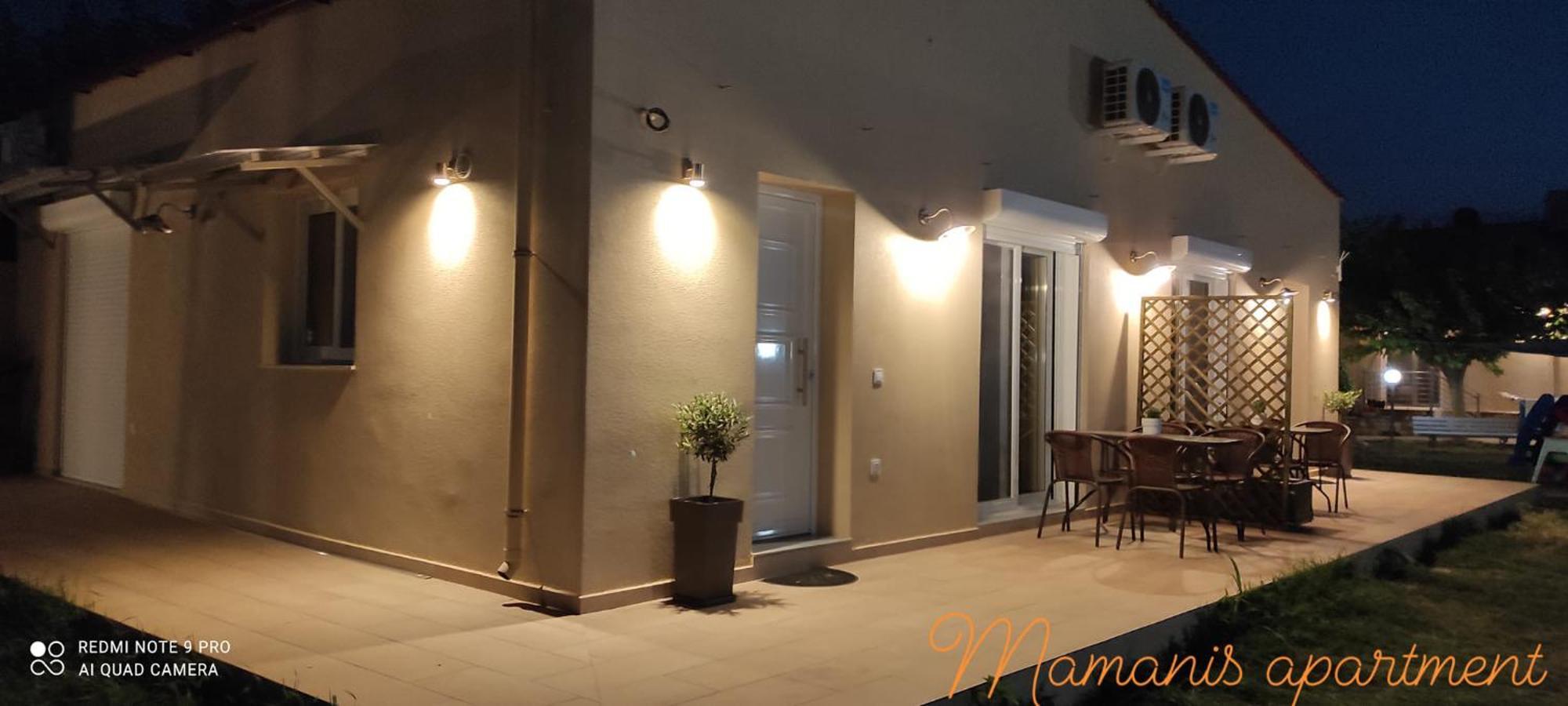 Mamanis Studios Loutra Edipsou  Exterior foto