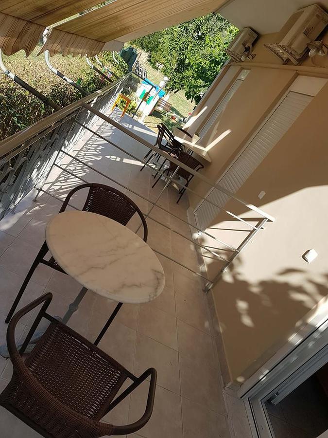 Mamanis Studios Loutra Edipsou  Exterior foto